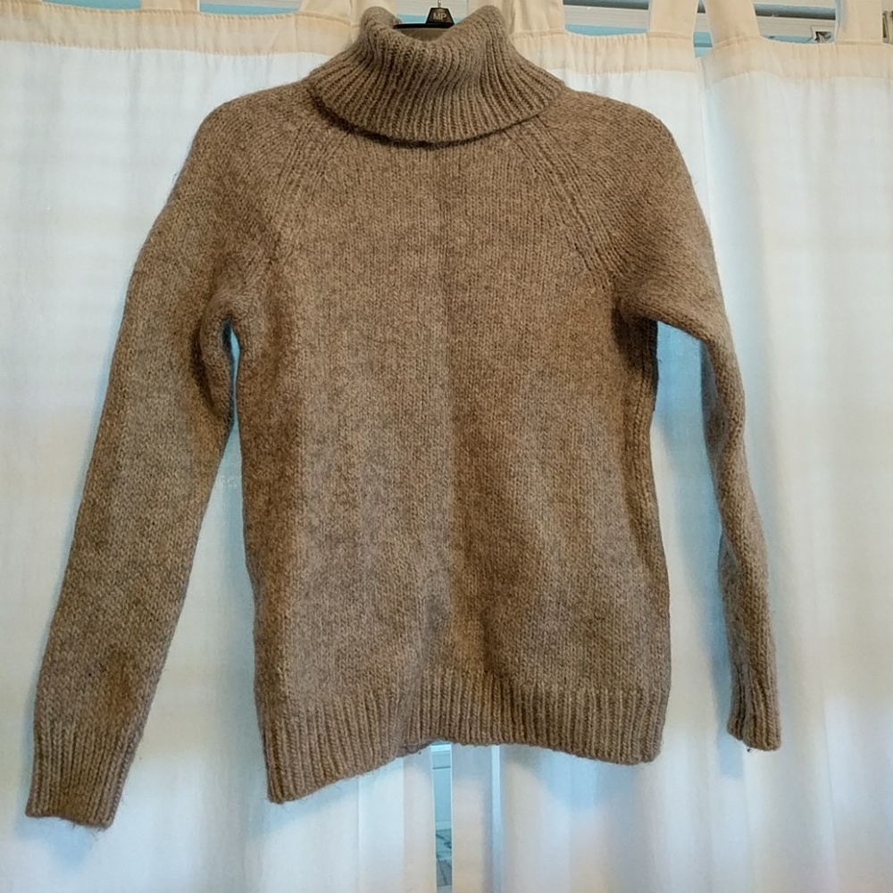 Gap chunky wool sweater